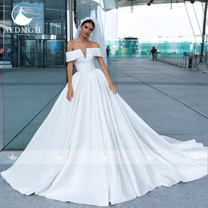 Vintage Stain Strapless Wedding Dress